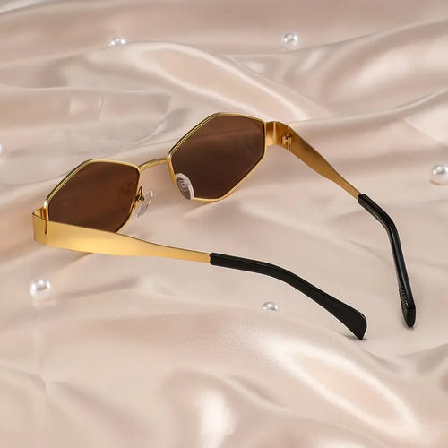 Diamond Oval Sunglasses