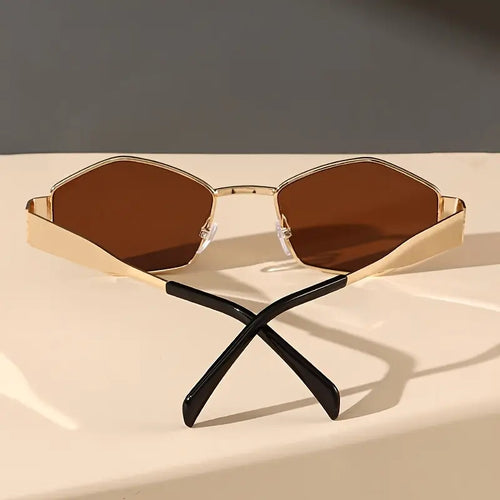 Diamond Oval Sunglasses