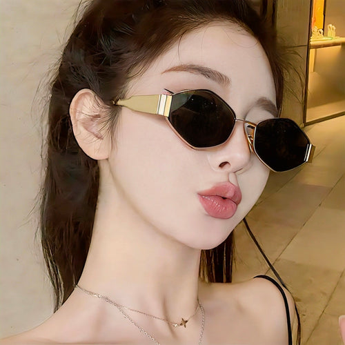 Diamond Oval Sunglasses