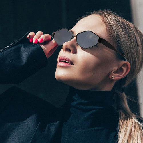 Diamond Oval Sunglasses