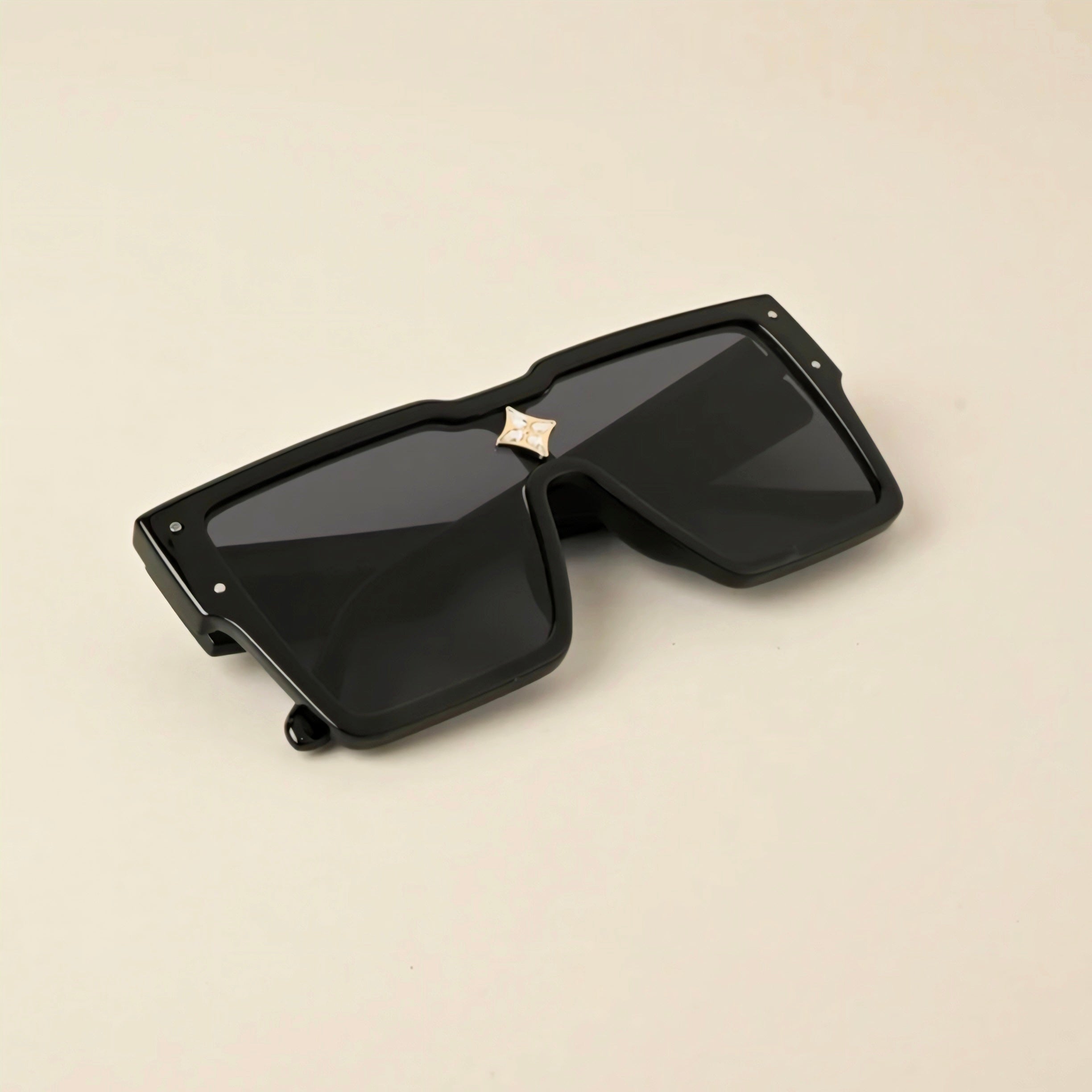 Choco Star Square Black