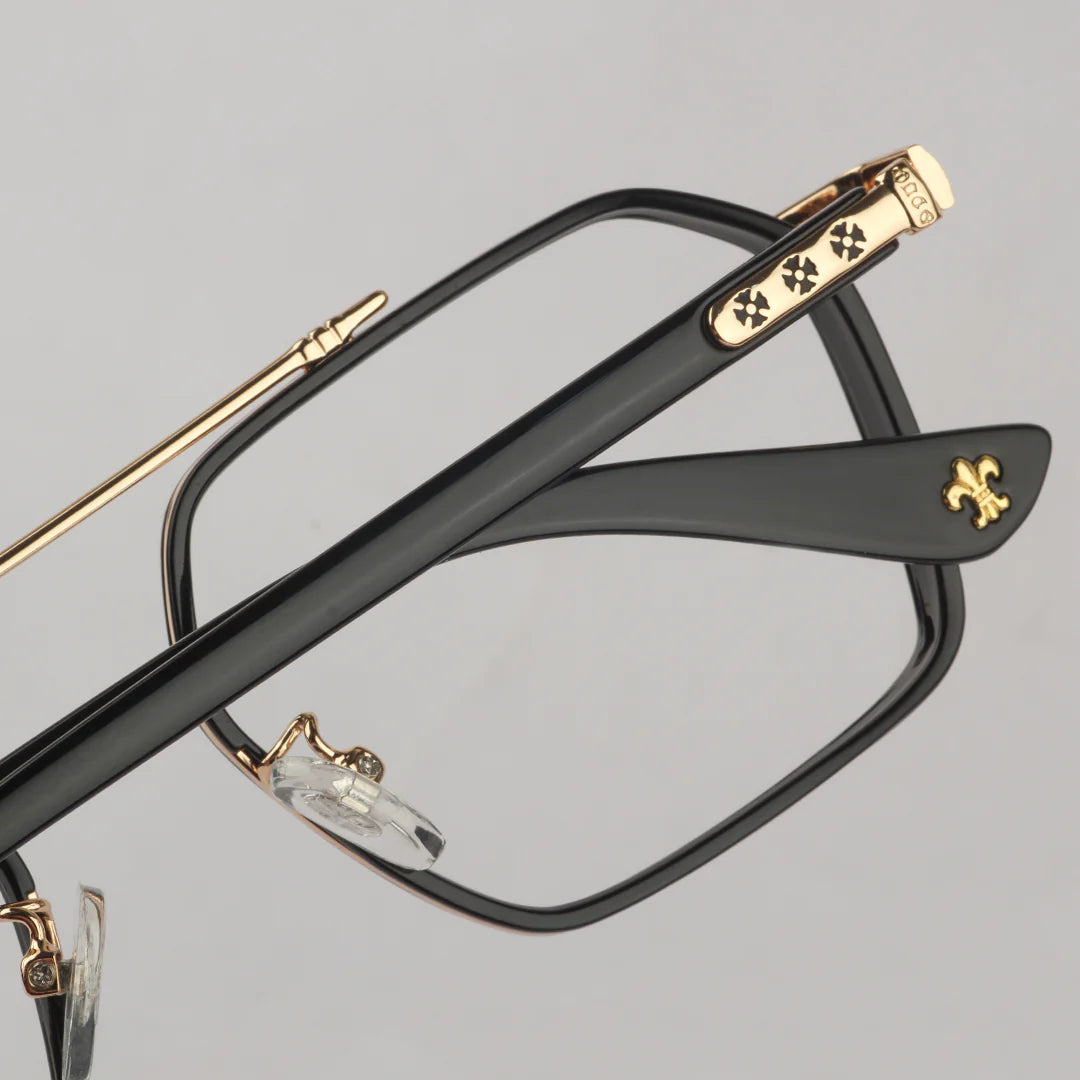Royal Cross Black & Gold